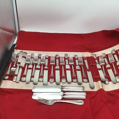 Meriden Silver Plate Flatware Dinner Forks & Knife Knives 38 Pieces With Case • $24.50