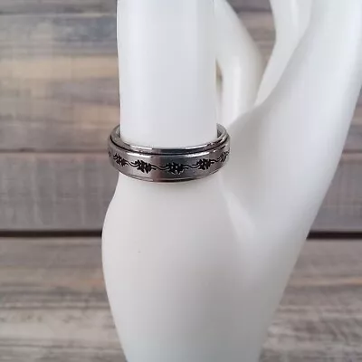 Stainless Steel Spinning Etched Design Ring Womens Size 9 Spinner Band Fashion • $10.95