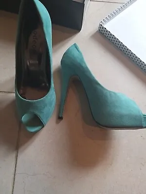 Odeon Shoes Teal BNWB Size 6 • £15