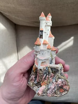 Lilliput Lane - CASTLE OF THE RED KNIGHT • £5