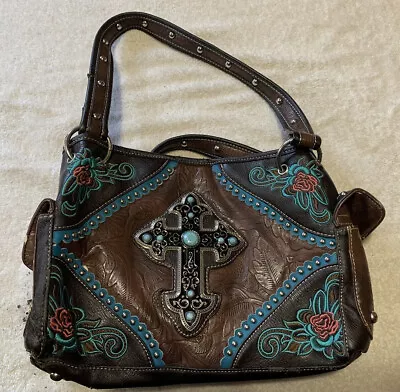 P & G - Beautiful Faux Turquoise & Leather - Gothic Cross & Roses Womans Purse • $16.99