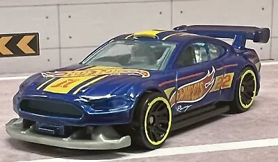 HOT WHEELS MUSTANG NASCAR  1:64 Scale Model Race Car New Unboxed Free Post U.K • £6