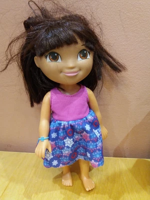 £6 • Buy Mattel Dora The Explorer Doll 2009 8 