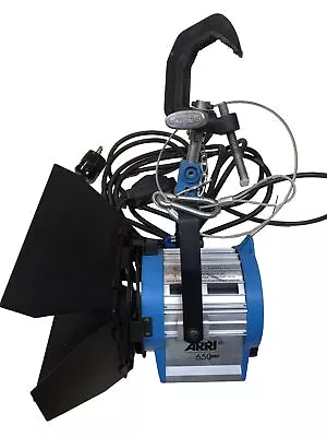 ARRI 650 PLUS Tungsten Fresnel 650 Watt Light W/ Barndoor Clamp & Safety Cable • $165