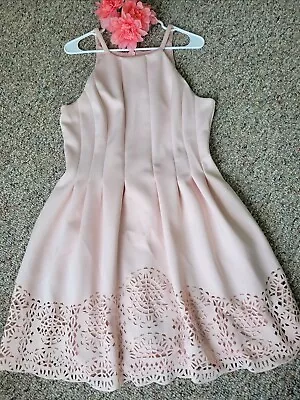 Vince Camuto Pink Dress Fitted At The Waist And Embroidered Size 16 • $25