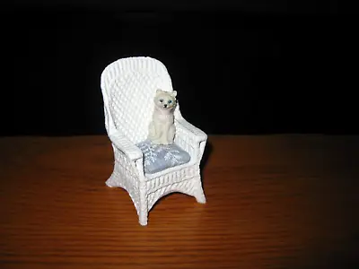 1/12 Dollhouse Miniature Wicker Chair (ceramic)  With Cat.  Front Porch Bedroom • $10.50