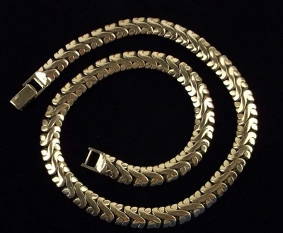 £36.79 • Buy VINTAGE Crown TRIFARI Rich BRIGHT GOLD 🔑 Solid THICK NECKLACE 18