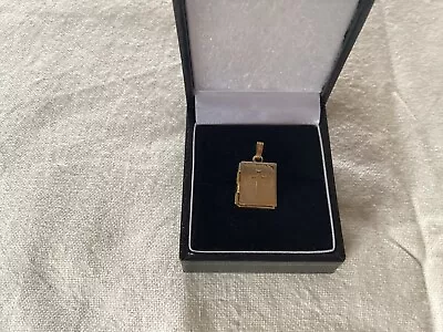 VINTAGE DOUBLE PHOTO LOCKET BIBLE BOOK PENDANT 1.7g • £4