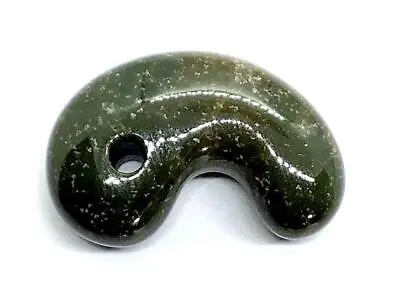 Magatama Sado Brocade Stone Green Obtained Certification From An Appraisal Agenc • $137.72