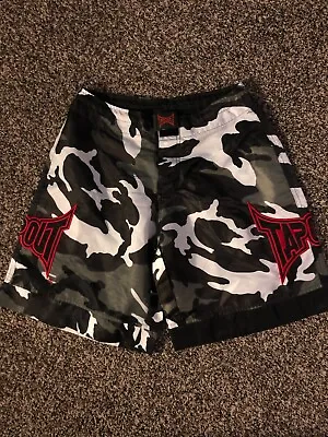 Tapout Mens Size 28 MMA UFC Mixed Martial Arts Camouflage Board Shorts • $18.99