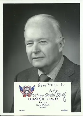 Arnold H. Klentz - Mayor Of West Allis Wisconsin Original Signed Card With Photo • $24.99