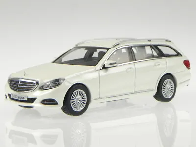 Mercedes S212 E-Class T-Model Elegance 13 White Diecast Model Car 1/43 • £60.49