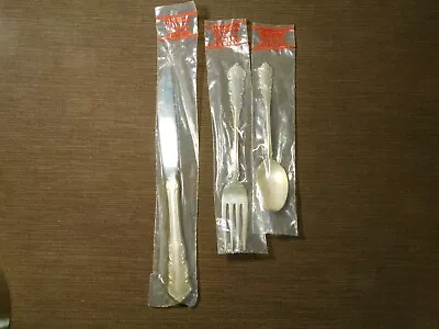 Vintage 3 Pc Oneida Heirloom Sterling Silver Knife Fork Spoon Sealed New Old • $200