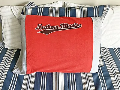 Northern Illinois University NIU Pillowcase Handmade Retro T-shirt Pillow Cover • $15.99