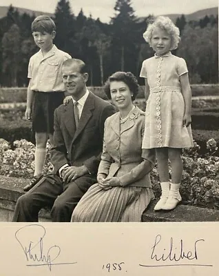 Queen Elizabeth And Prince Phillip With Children Signed Rare Photo Print 6 X 4  • £3.49