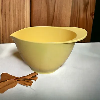 William Sonoma Yellow Melamine 2 Qt  Mixing Batter Bowl • $19