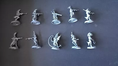 Warhammer Necromunda Clan Escher Gang • £12