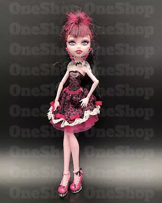 Monster High Sweet 1600 Draculaura Doll Mattel • $85