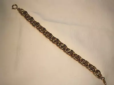 ...Vintage TRIFARI...Unusual Design Gold Tone Chain Bracelet... • $12.97