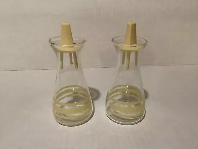 Vtg Pyrex Corelle Salt / Pepper Shakers Hard To Find  Beige Tops 3 Stripes Bottm • $23