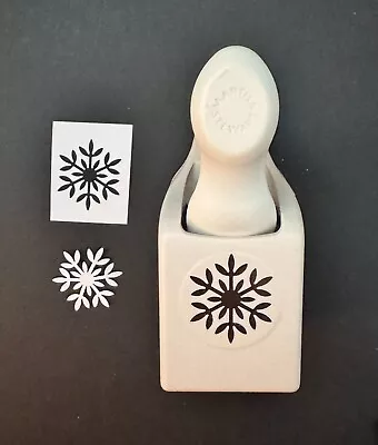 Martha Stewart  Craft Punch SNOWFLAKE Hand Punch Christmas Scrapbooking Cards • $15