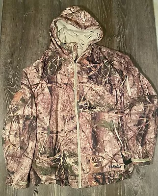 Cabelas Camo Jacket Large • $56.25