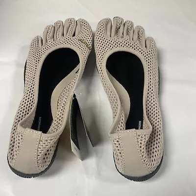 Vibram Women’s Eco Shoes Silver EU 41 • $49.99