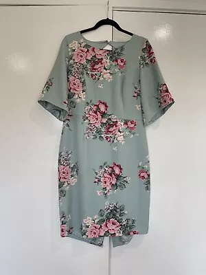 $50 • Buy FOREVER New Floral Dress Sz 14
