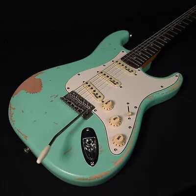 Vintage V6MRFR SSS Icon Aged Relic Electric Guitar Ventura Green • $649