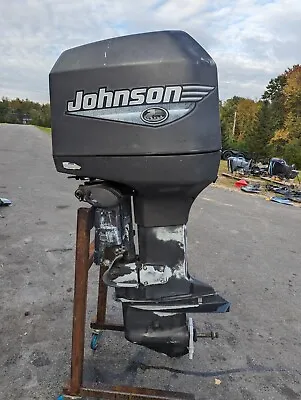 1999 200 HP Johnson Outboard Evinrude 25  Outboard Motor • $3750