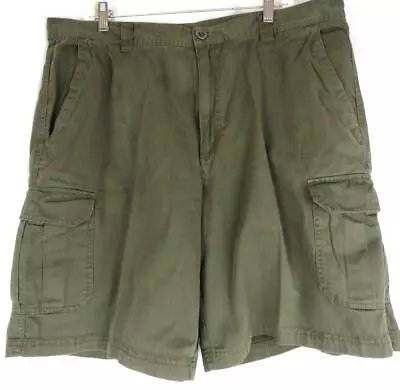 Columbia Cargo Shorts Men's Waist 40 W Army Green Cotton Lots Of Pockets • $11.19