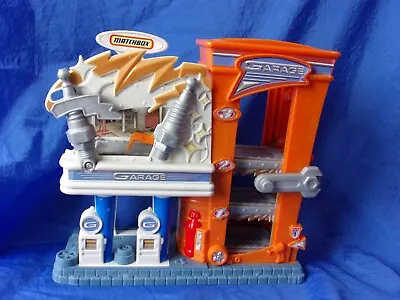 MATCHBOX GARAGE Playset W/ Elevator & Gas Station 3 Ramps 2004  • $17.98