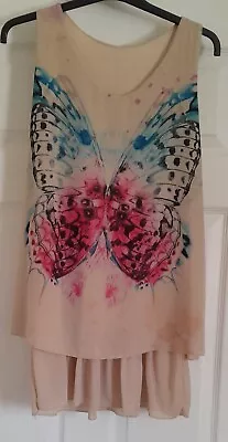 Layered Butterfly Top • £2.50