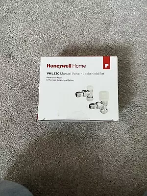 Honeywell VHL12015SP 15mm  Angled  Manual Radiator Valve & Lockshield • £11