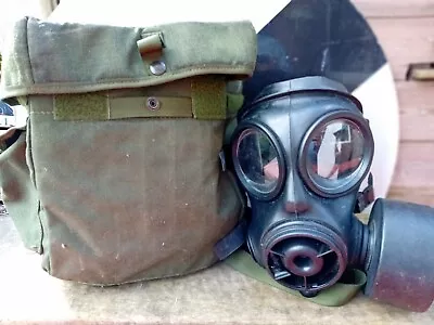 British Army Issue S10 Respirator Gas Mask With Filters Avon Size 2 In Case • £57