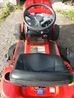 £675 • Buy Mtd Troy Bilt 42  Cut 17.5 Hp Briggs Engine