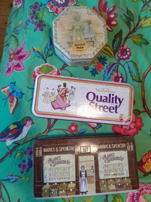 £17 • Buy Vintage 1990s Mackintosh's Quality Street Rectangular Tin Hinged Marks & Spencer