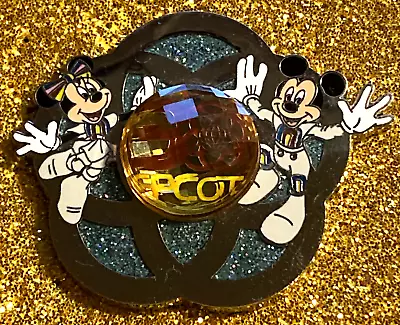 Disney Wdw 2012 Epcot 30th Anniversary Annual Passholder Mickey And Minnie Pin • $14.95