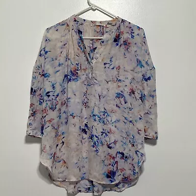 Violet & Claire Top M Medium Purple Blue Floral Print 3/4 Sleeve Pullover • $15