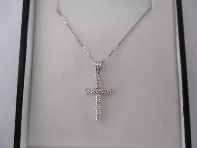 9ct 375 WHITE GOLD CROSS & CHAIN WITH CZ STONES • £20