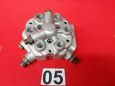 B5 Mercedes 190E 260E 300E 300SE Fuel Distributor 6cylinder Bosch 0438101012 OEM • $149.99