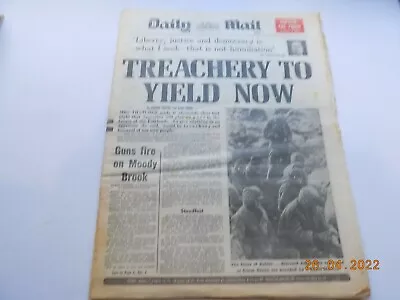 Vintage Falklands War Newspaper - DAILY MAIL -  3 June 1982 - Goose Green • £4.99