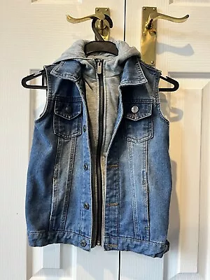 Boys Sleeveless Jacket Denim With Hood Size 6 130cms • $21