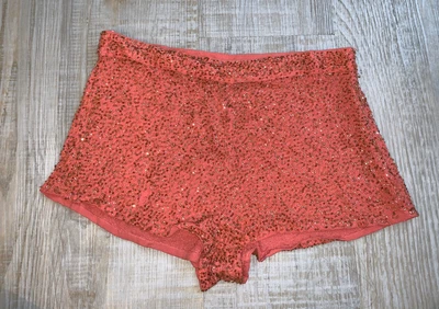 £7 • Buy Topshop Coral Embellished Gold Beaded Spakrly Shorts Size 6