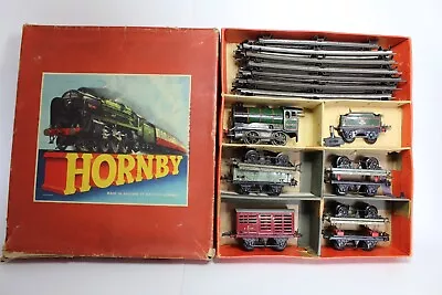 HORNBY TRAIN O Gauge Train Set Clockwork Locomotive With Extras - Boxed • £50