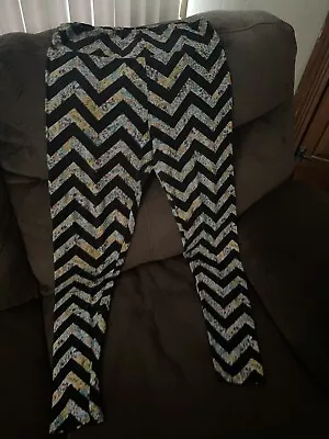 LulaRoe TC Leggings- Chevron Multi-Colored Zig Zag Pattern • $12