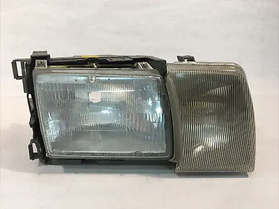 Used Bosch Right Headlight Assembly Fits Mercedes W126 1268201059 • $85
