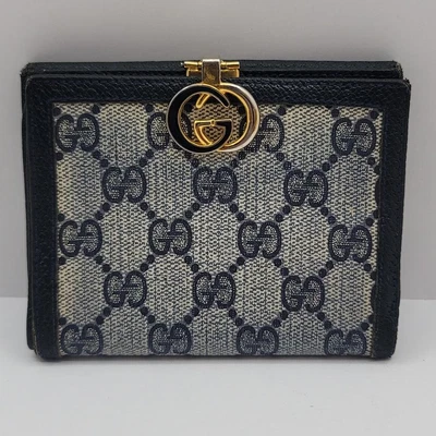 $139.99 • Buy Vintage Gucci GG Metal Clasp Bifold Wallet/Card Holder Canvas/Leather *Read*