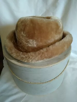 Vintage Marche' Hat With Box • $45