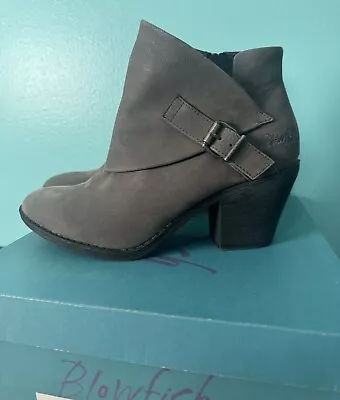 Blowfish Malibu SUBA Grey Fawn Ankle Booties! EUC In Box! Women’s Size 7.5 • $14.99